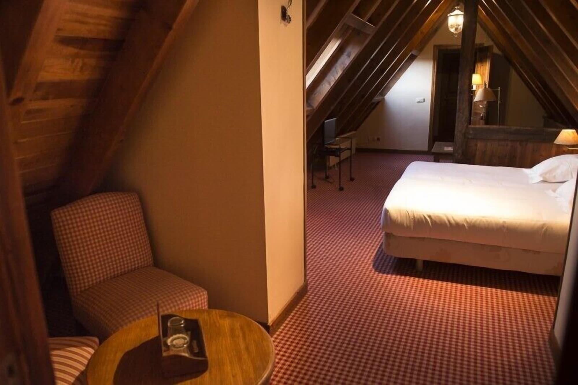 Hotel Chalet Bassibe Baqueira Beret Ngoại thất bức ảnh