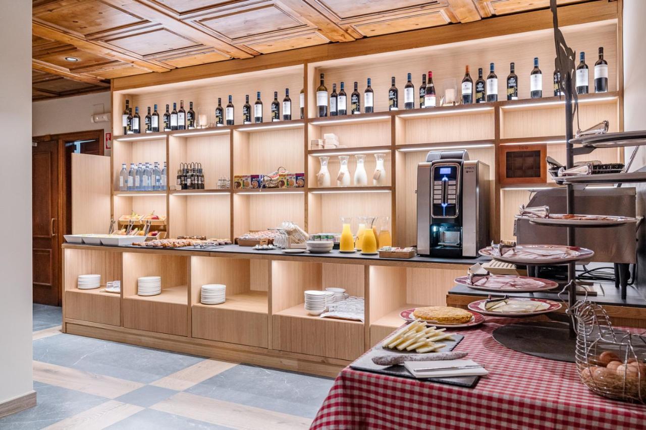 Hotel Chalet Bassibe Baqueira Beret Ngoại thất bức ảnh