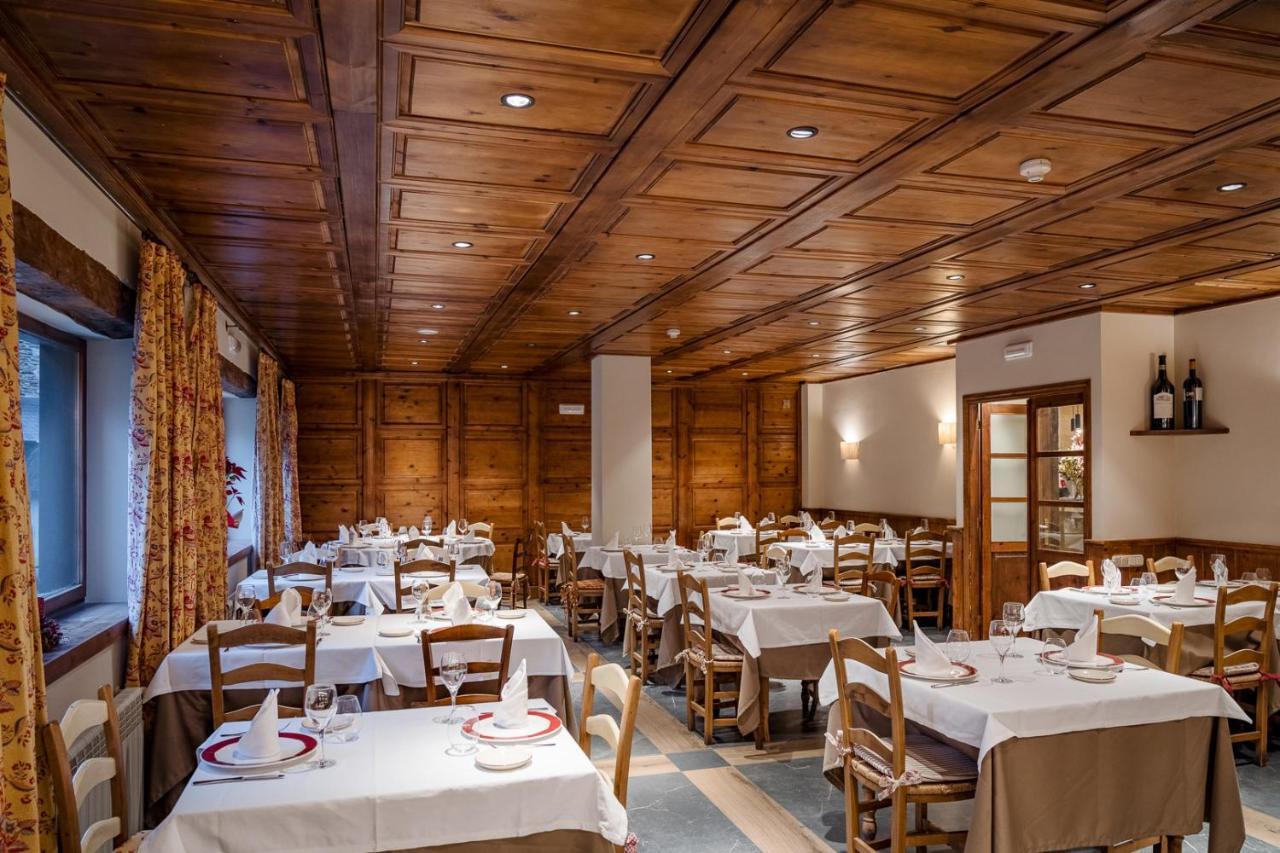 Hotel Chalet Bassibe Baqueira Beret Ngoại thất bức ảnh