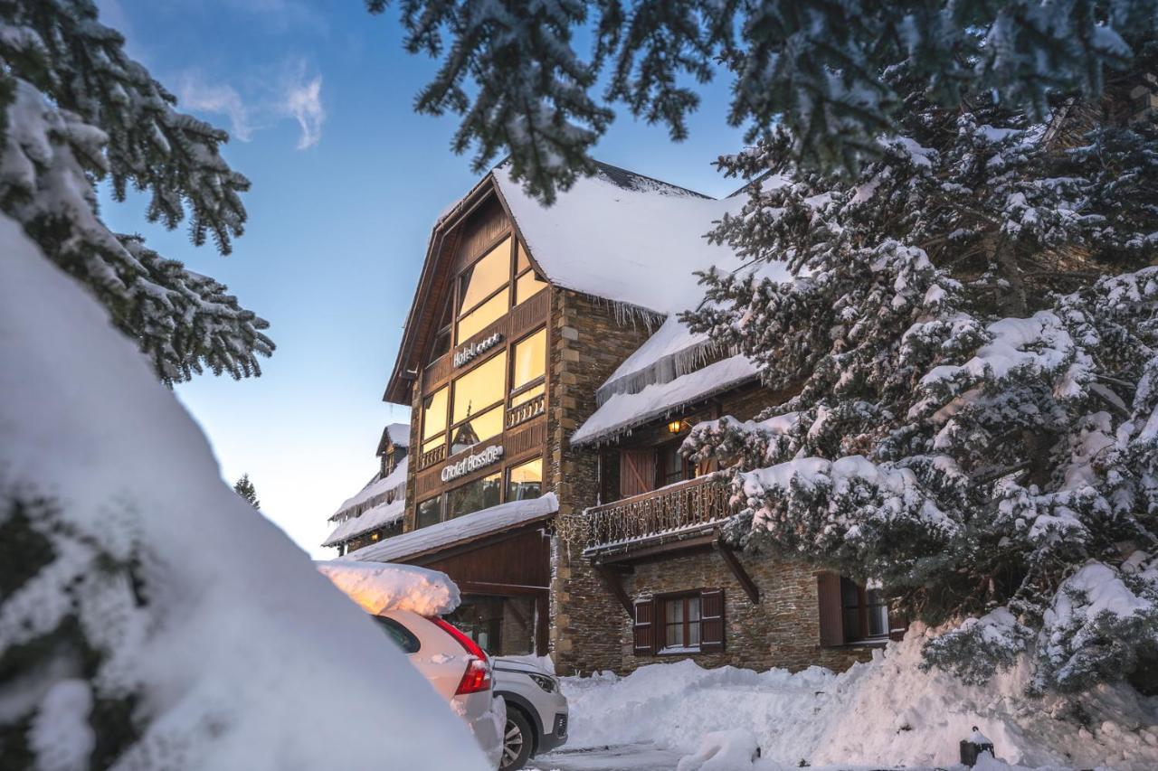 Hotel Chalet Bassibe Baqueira Beret Ngoại thất bức ảnh