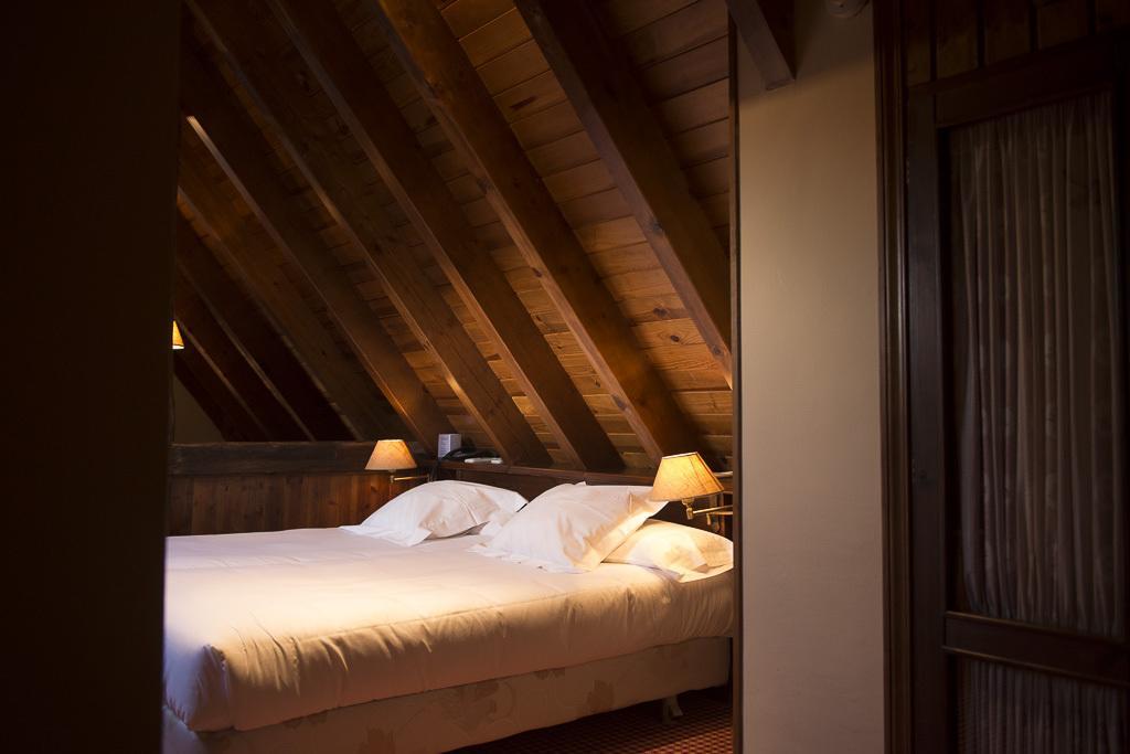Hotel Chalet Bassibe Baqueira Beret Ngoại thất bức ảnh